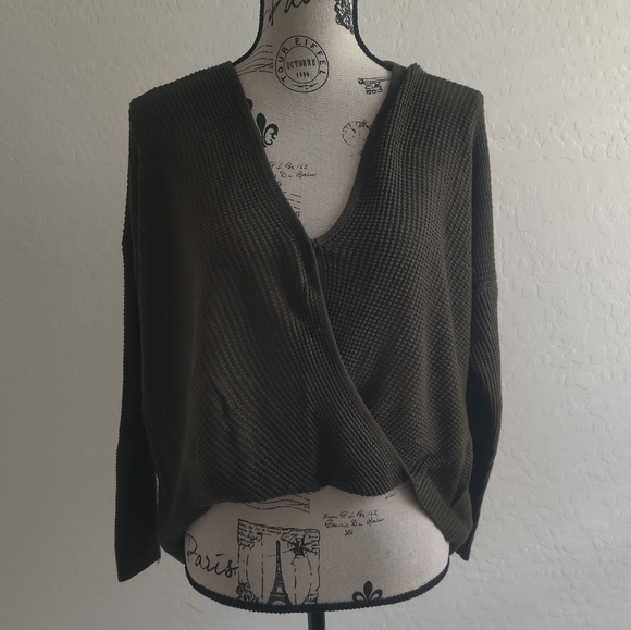 NY&Co. Soho Jeans Olive Green Women's Oversized Cable Knit Cardigan Sweater - Picture 1 of 10